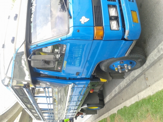 isuzu npr 115 รถสภาพดีเดิมๆรถห้างแท้