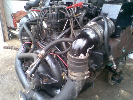 ขายเครื่องเรือ v8 (เครื่องติดได้ เดินนิ่งมาก)