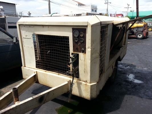 ขาย Ingersollrand  450 Cfm  8 Bar เครื่อง Perkins พร้อมใช้งาน