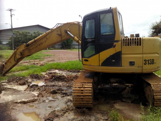 ขายรถแบคโฮ CAT 313B รถภาพดีพร้อมลุยจืดแต่สีแต่รถแรงพร้อมใช้ราคาถูกด่วนยากขาย700,000
