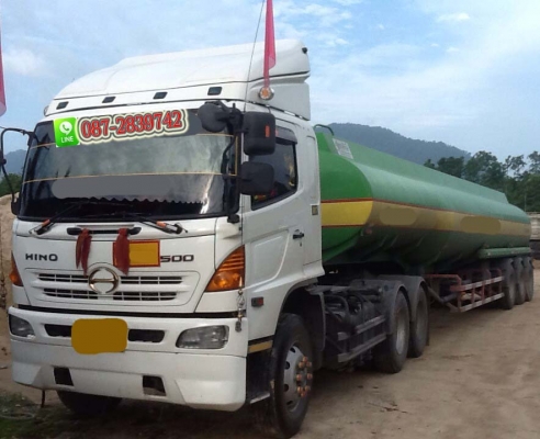 ขายหัวลากพร้อมหางพ่วงบรรทุกนํ้ามันพืช