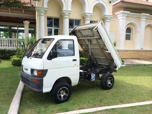 s110p 4x4 มีสโล ยกดั้ม ยกสูง3นิ้ว ทำสี พ่นกันสนิมแล้ว มีชุดลาก เทเลอร์ ครบชุด