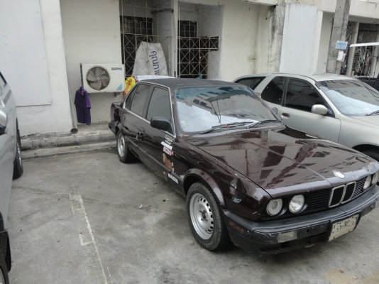 ขายBMW 318! เครื่อง 3S ออโต้ ติดแก๊ส พวงมาลัยเพาเวอร์LPG ราคา 35000 บาท