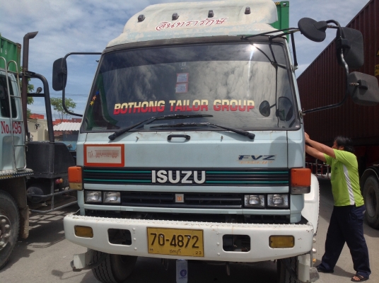 ขาย 10ล้อ 2เพลาร้อกเล็ก  รหัสเเซทซี เป็นตัวเลข