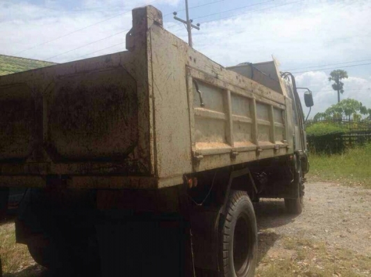 รถฮีโน่ 6 ล้อดั้ม 195 แรงม้า. ปี 39 สนใจติดต่อ 081 - 6079515 รถฮีโน่ 6 ล้อดั้ม 195 แรงม้า. ปี 39 สนใจติดต่อ 081 - 6079515