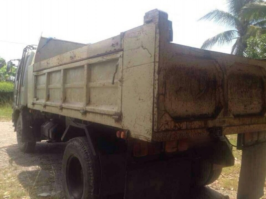 รถฮีโน่ 6 ล้อดั้ม 195 แรงม้า. ปี 39 สนใจติดต่อ 081 - 6079515 รถฮีโน่ 6 ล้อดั้ม 195 แรงม้า. ปี 39 สนใจติดต่อ 081 - 6079515