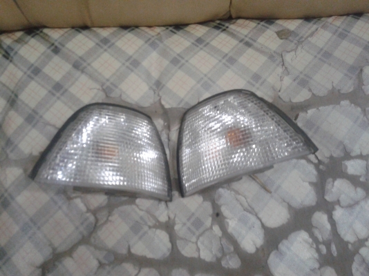 ขายไฟมุมอี36 นกแก้ว 1คู่600