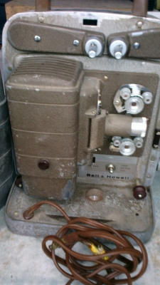 เครื่องฉายหนังโบราณ