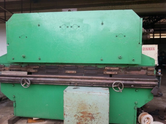 เครื่องพับ10ฟุตพับได้6มิลของtaiwan of chinaไฮโดรลิคติดต่อ0892224259