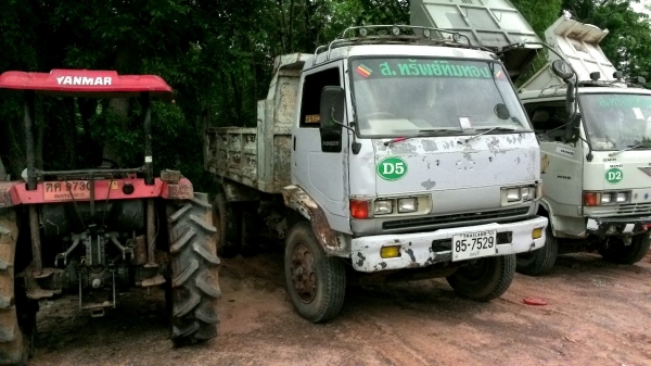 ขายรถไถ Yanmar 45 พร้อมอุปกรณ์