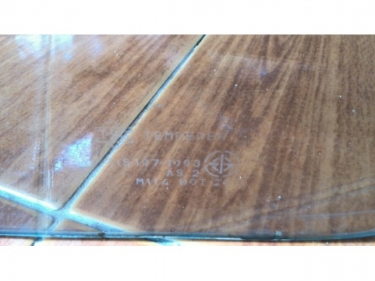 ขายกระจกบังลมหลัง ไมตี้เอ็ก ขายกระจกบังลมหลัง ไมตี้เอ็ก