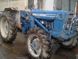 ครับขายรถไถฟอร์ด 60  2เพลา 200,000 สุดๆๆเลยครับ