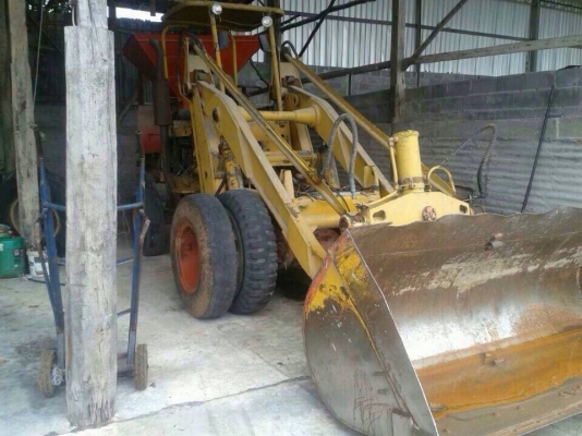 ขายรถรถตัก ต่อแขนแล้ว พร้อมใช้งานเลยครับ