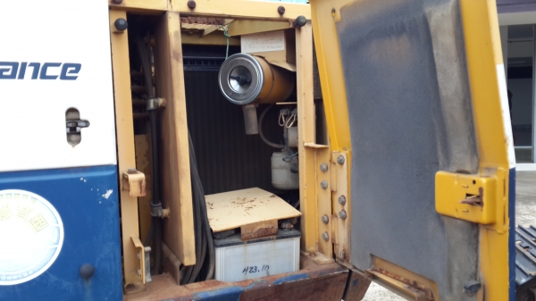 PC 90-1 เก่านอก อาร์มยาวตัวเดินใหญ่สวยจริงๆ เครื่องดีมีลายหัวเจาะครบ PC 90-1 เก่านอก อาร์มยาวตัวเดินใหญ่สวยจริงๆ เครื่องดีมีลายหัวเจาะครบ