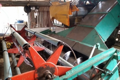 รถเกี่ยว -ไทยเส็งรุ่นเหยี่ยวทรนง ต่อรองใด้