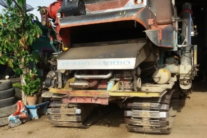 รถเกี่ยว -ไทยเส็งรุ่นเหยี่ยวทรนง ต่อรองใด้