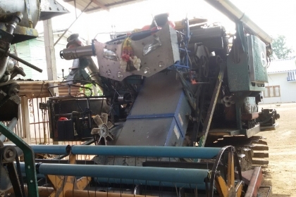 รถเกี่ยว -ไทยเส็งรุ่นเหยี่ยวทรนง ต่อรองใด้