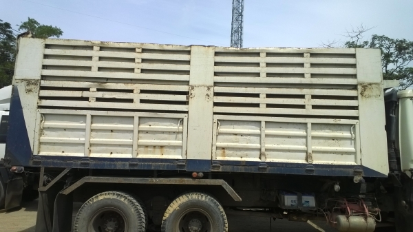 กระบะดั้ม..ครบชุด(ยกเว้นเกียร์ฝาก) ยาว6.00ม. คัสซีกว้าง85ซม.กำลังจะยกลง... กระบะดั้ม..ครบชุด(ยกเว้นเกียร์ฝาก) ยาว6.00ม. คัสซีกว้าง85ซม.กำลังจะยกลง...