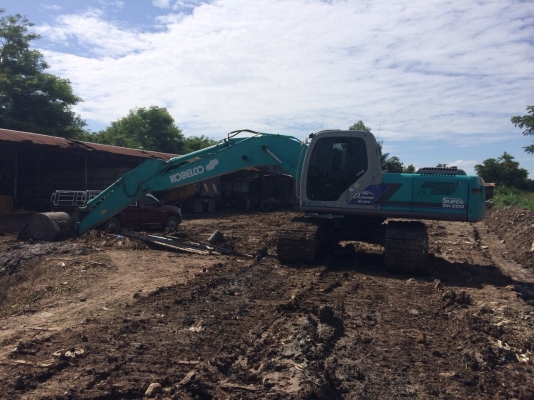 ต้องการขาย ! รถแบคโฮ  รุ่น kobelco SK200-6