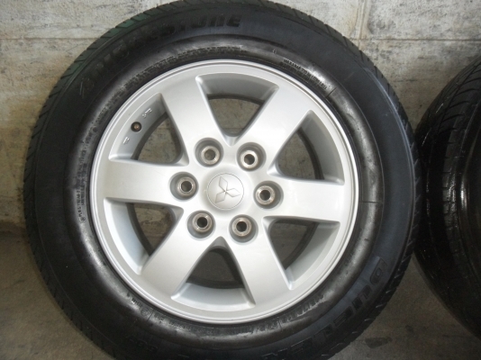 โปรแร๊ง ล้อแม็ก 16นิ้ว 6รู ปาเจโร พร้อมยาง สวยๆ 4 ล้อ ราคา 5000 บาท โปรแร๊ง ล้อแม็ก 16นิ้ว 6รู ปาเจโร พร้อมยาง สวยๆ 4 ล้อ ราคา 5000 บาท