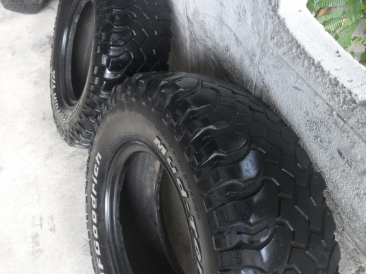 ยาง BFGoodrich 265/75R16 สวยๆ 1 คู่ ราคา 1500 บาท