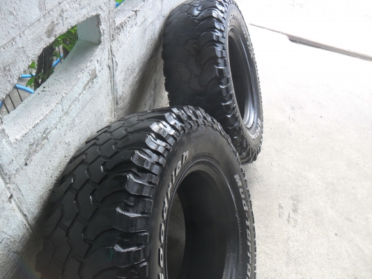 ยาง BFGoodrich 265/75R16 สวยๆ 1 คู่ ราคา 1500 บาท