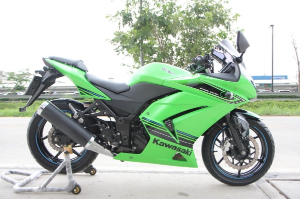 ขาย Kawasaki ninja250 ปี 2012 แต่งนิดหน่อย ทะเบียนพร้อมโอน เครื่องดี สวยมากๆ