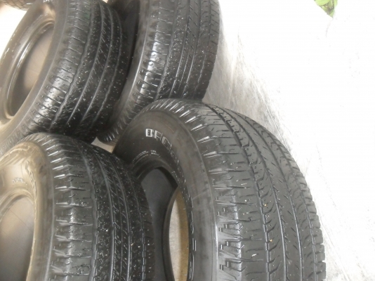 ยาง BFGoodrich 255/70R15 ปี3508 สวยๆ 4 เส้น ราคา 2500 บาท