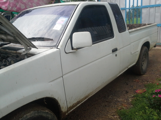 ขาย นิสสัน big m  สภาพดี คัสซีสวย เอกสารพร้อมโอน ราคาต่อลองได้ 75000