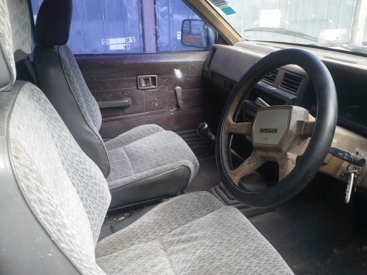 ขาย นิสสัน big m สภาพดี คัสซีสวย เอกสารพร้อมโอน ราคาต่อลองได้ 75000 ขาย นิสสัน big m สภาพดี คัสซีสวย เอกสารพร้อมโอน ราคาต่อลองได้ 75000