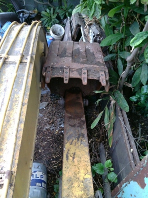 บูมอาม+เวตถ่วงหลัง..ยาว 12 ม.ของนอกมายืด สวยมากของ120...ครบชุด(ยกเว้นกระบอกยก)ขายถูกๆ....