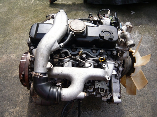 ขายเครื่องยนต์ดีเซลนิสสัน TD 27 19550 บาท