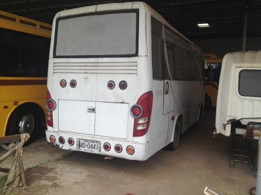 ขาย MINI BUS เครื่อง MITSU   ติด NGV แล้ว รถวิ่งปกติ แต่จอดไม่ได้ใช้ครับ ขายไม่แพง