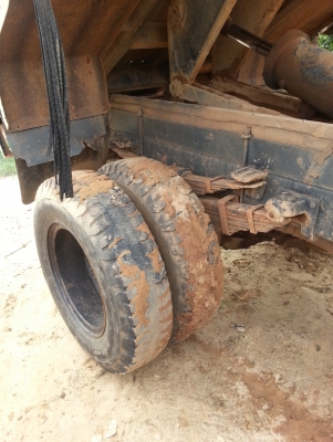 ขอบคุณลูกค้า อ.บัวขาว ขาย 6 ล้อดั๊ม หัวFIGHTER เครื่องEH 700 168 แรง ทิฟฟี่พาวเวอร์ แอร์เย็น เครื่องเสียงมี เฟืองท้าย200 ยาง900 ขอบ20 ไม่มีเล่ม