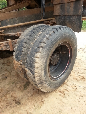 ขอบคุณลูกค้า อ.บัวขาว ขาย 6 ล้อดั๊ม หัวFIGHTER เครื่องEH 700 168 แรง ทิฟฟี่พาวเวอร์ แอร์เย็น เครื่องเสียงมี เฟืองท้าย200 ยาง900 ขอบ20 ไม่มีเล่ม