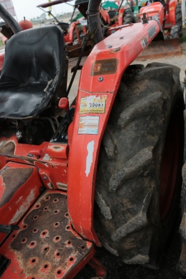 KUBOTA L3408 มีใบดันหน้าตราช้าง ขายตามสภาพ ย้ำว่าตามสภาพนะครับ