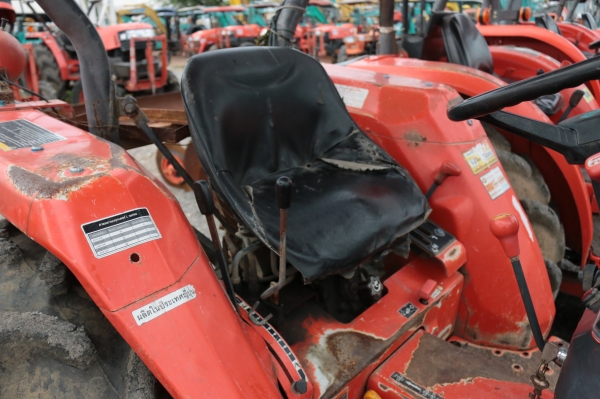 KUBOTA L3408 มีใบดันหน้าตราช้าง ขายตามสภาพ ย้ำว่าตามสภาพนะครับ KUBOTA L3408 มีใบดันหน้าตราช้าง ขายตามสภาพ ย้ำว่าตามสภาพนะครับ