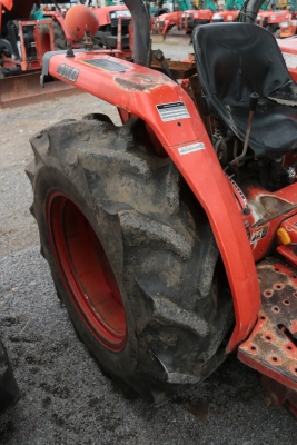 KUBOTA L3408 มีใบดันหน้าตราช้าง ขายตามสภาพ ย้ำว่าตามสภาพนะครับ KUBOTA L3408 มีใบดันหน้าตราช้าง ขายตามสภาพ ย้ำว่าตามสภาพนะครับ