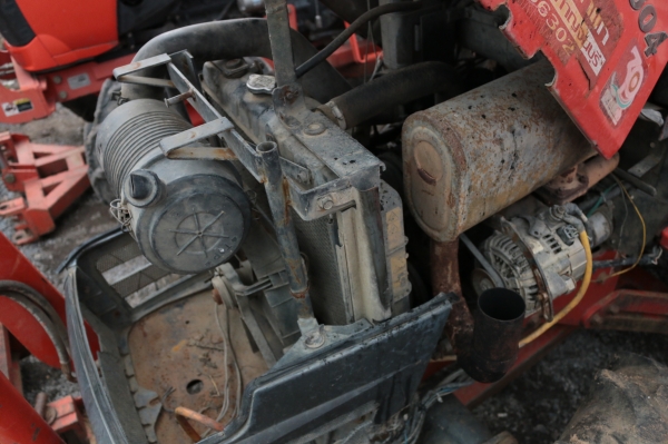 KUBOTA L3408 มีใบดันหน้าตราช้าง ขายตามสภาพ ย้ำว่าตามสภาพนะครับ KUBOTA L3408 มีใบดันหน้าตราช้าง ขายตามสภาพ ย้ำว่าตามสภาพนะครับ