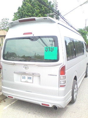 ขายรถตู้ toyota commuter 2.5 หลังคาสูง แต่งหรู ราคาถูกๆ