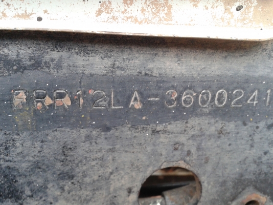 ขายรถ 6 ล้อ ISUZU พื้นเรียบ ( เครื่อง 6BG1 / 175 แรง / FRR 12 LA ) ขายรถ 6 ล้อ ISUZU พื้นเรียบ ( เครื่อง 6BG1 / 175 แรง / FRR 12 LA )