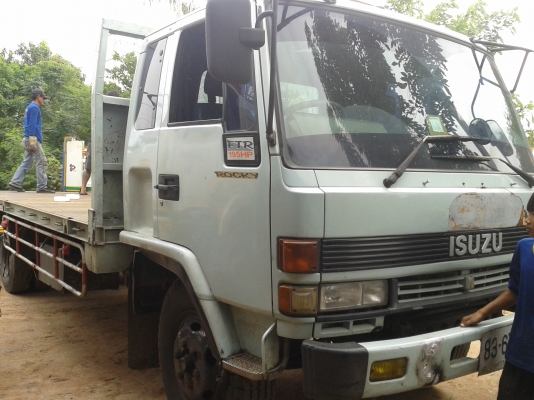 ขายรถ 6 ล้อ ISUZU พื้นเรียบ ( เครื่อง 6BG1 / 175 แรง / FRR 12 LA ) ขายรถ 6 ล้อ ISUZU พื้นเรียบ ( เครื่อง 6BG1 / 175 แรง / FRR 12 LA )