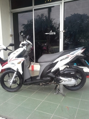 Honda Click 125i ปี 2556 รุ่น idling stop ตัวท๊อป (ล้อแม็กซ์) รุ่นใหม่ล่าสุด Honda Click 125i ปี 2556 รุ่น idling stop ตัวท๊อป (ล้อแม็กซ์) รุ่นใหม่ล่าสุด