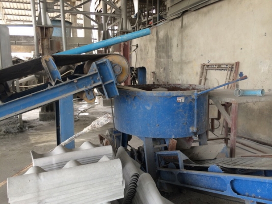 ขายเครื่องอัดอิฐบร๊อค เครื่องอัดกึ่งไฮโดรลิค 4ก้อน พร้อมอุปกรณ์ครบชุด