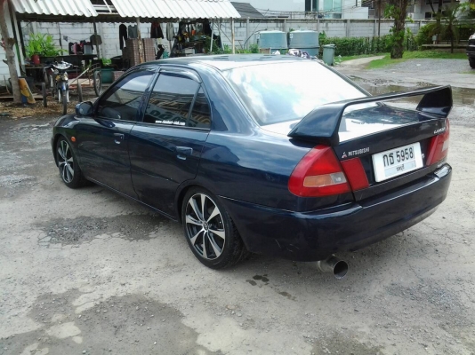 lancer ท้ายเบ้นท์ เกียร์ออโต ตัวท้อป รถสวย สภาพดี มีเครื่องเสียงชุดใหญ่