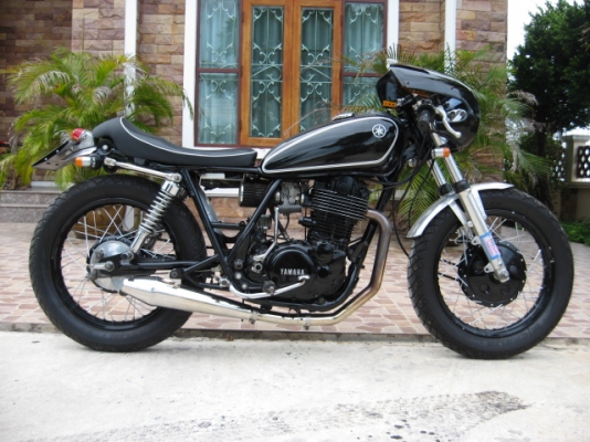 ขาย yamaha sr400 cafe ปี 98 พร้อมทะเบียน 119,000-