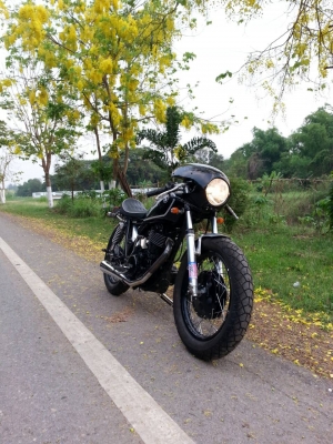 ขาย yamaha sr400 cafe ปี 98 พร้อมทะเบียน 119,000-