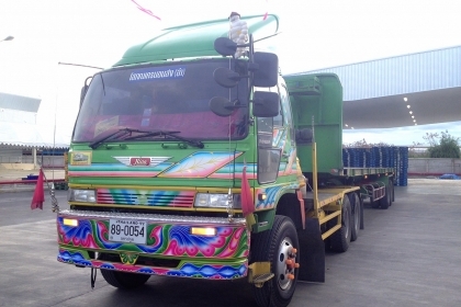 ขายหัวลาก CD10 พร้อมหาง เปลี่ยนเป็นหัว HiNO ตามรูปครับ 850,000 ติดต่อ.หนุ่ม.086-074-8399  รายละเอียดสอบถาม หนุ่ม 086-074-8399