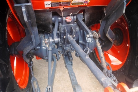 ขายรถไถ Kubota L 4708 (4WD) พร้อมดันหน้าและผาน5 ตราช้าง