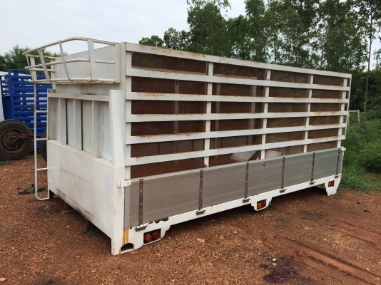 ขายกะบะมิเนียมพร้อมคอกสูง  ถอดลงจาก 6 ล้อ สภาพสวยๆค่ะ